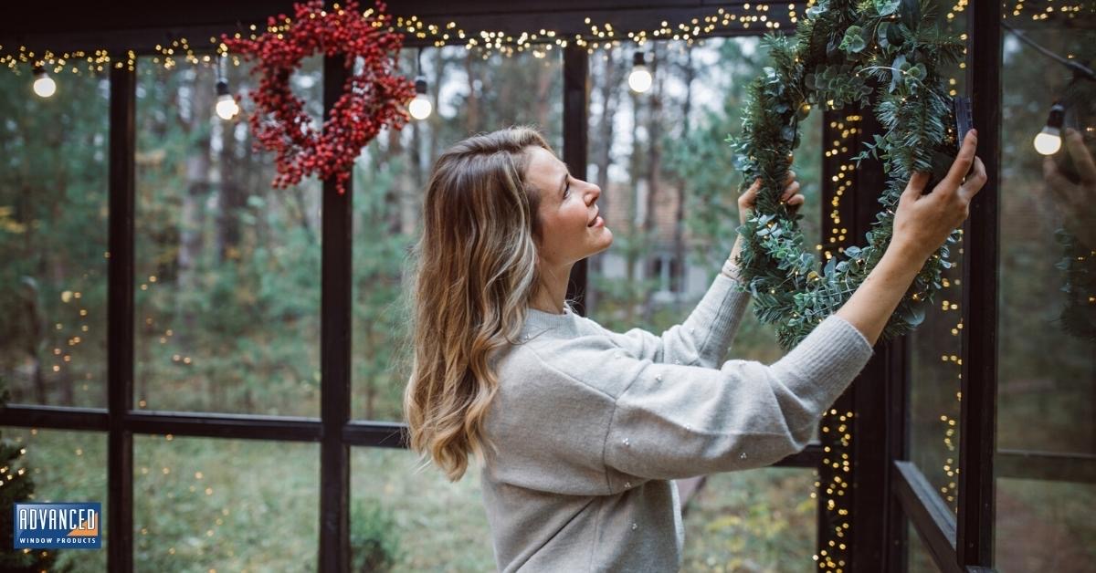 Top 5 Easy and Beautiful Holiday Window Decorating Ideas for 2022